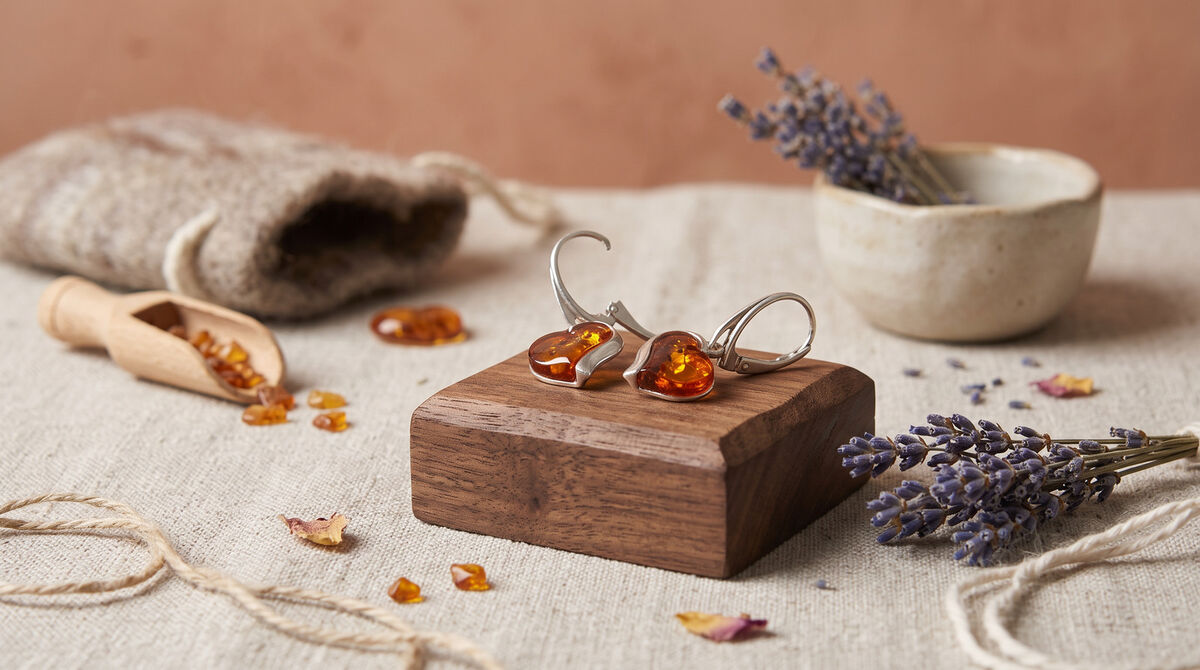 handmade_products_on_display_94629_Nano_Banana_2.png